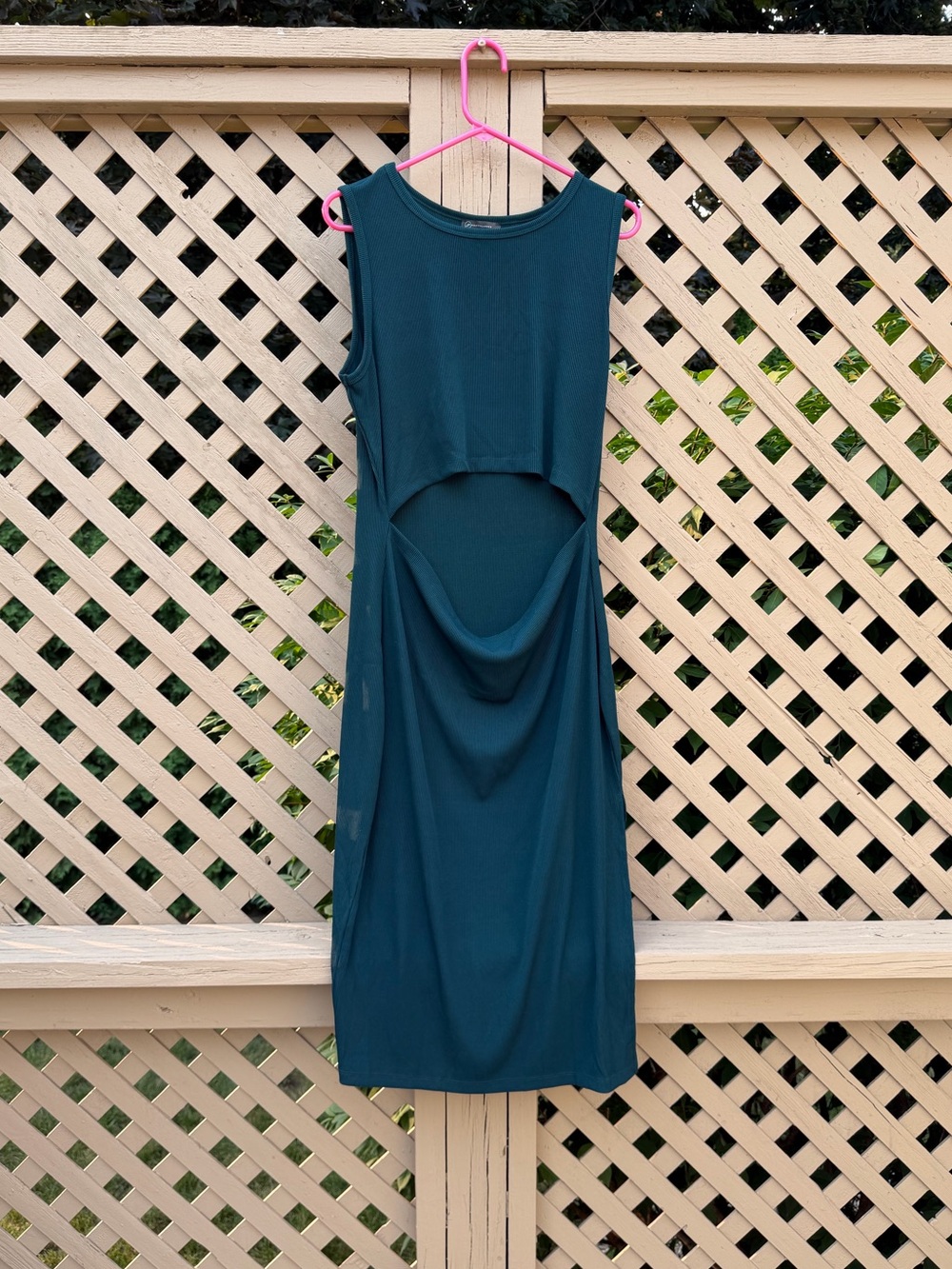Sleeveless Green Cutout Midi Dress - XL